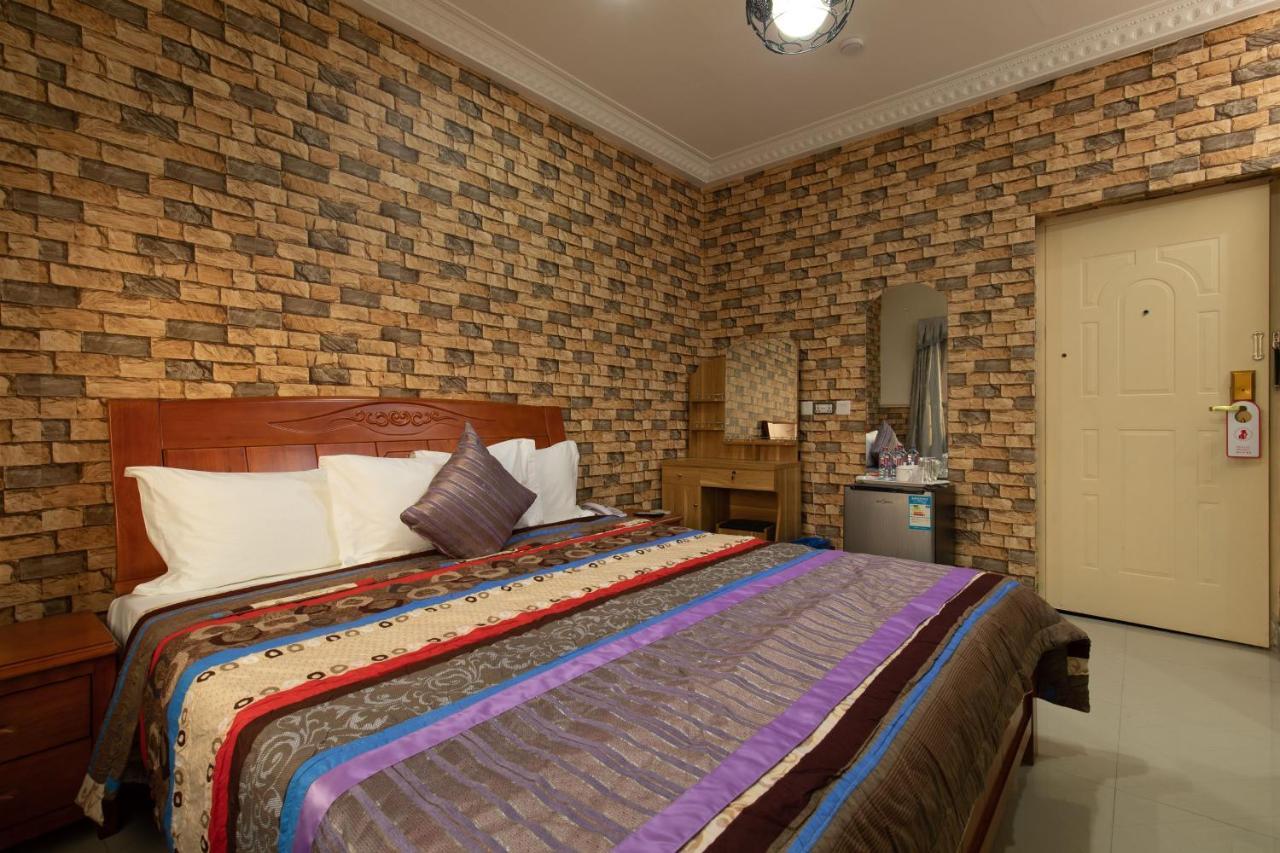 Ag Hotel And Suites Ogbodjo Exterior foto