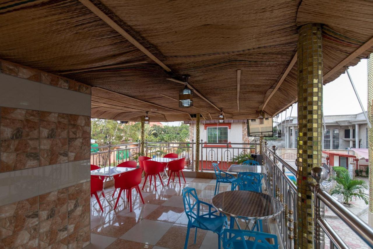 Ag Hotel And Suites Ogbodjo Exterior foto
