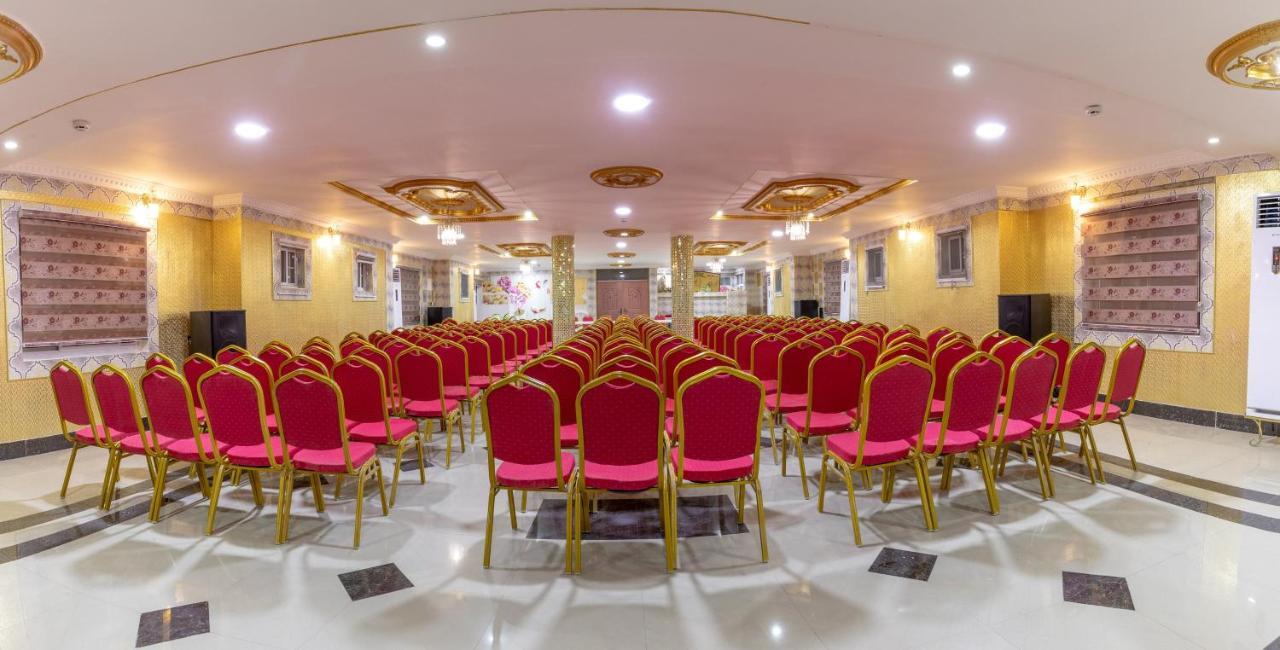Ag Hotel And Suites Ogbodjo Exterior foto