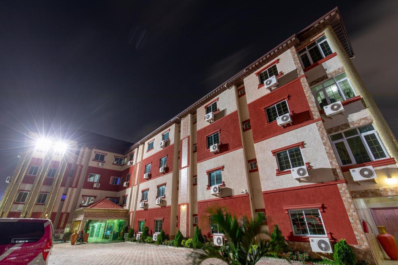 Ag Hotel And Suites Ogbodjo Exterior foto